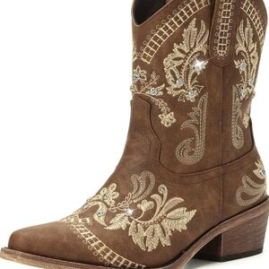 Brown Embroidered Western Boots
